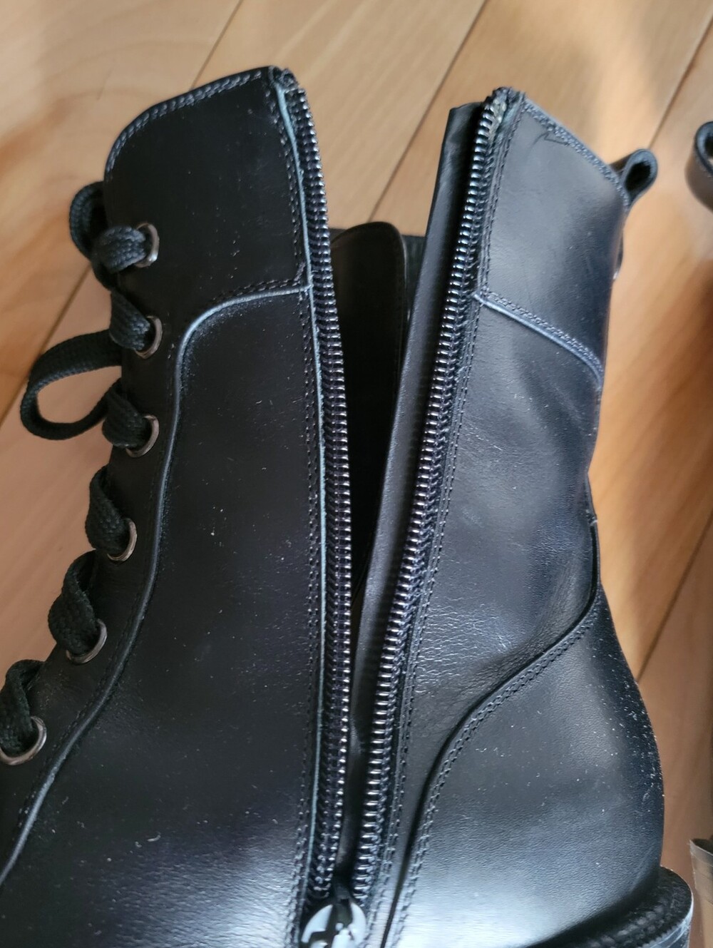 Christian Louboutin Black Leather Lace-Up Studded Ankle Boots Size 36. 5 - Picture 9 of 15